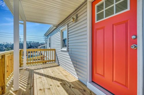 141 Tilford Rd, Pittsburgh, PA 15235-2248