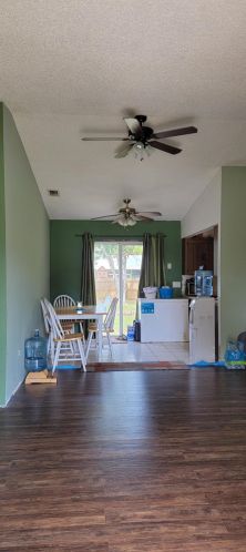 5215 Sunset Blvd, Fort Pierce, FL 34982-3880