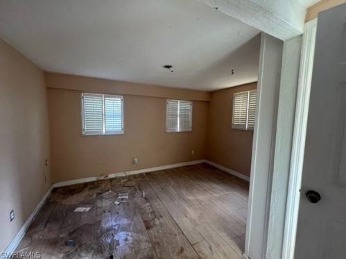 2140 Estey Ave, Naples FL 34104-4276 exterior