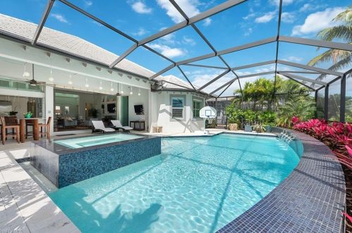 5150 Andros Dr, Naples FL 34113-8162 exterior