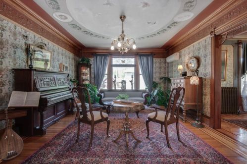 626 4th St, Stillwater MN 55082-4827 exterior