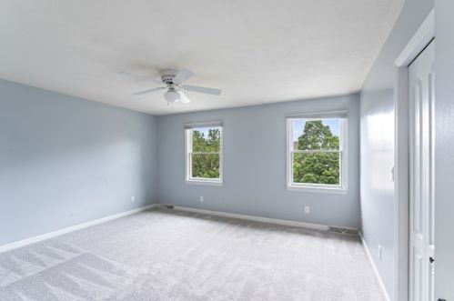 19 Rosemont Ave, Pittsburgh PA 15228-2434 exterior