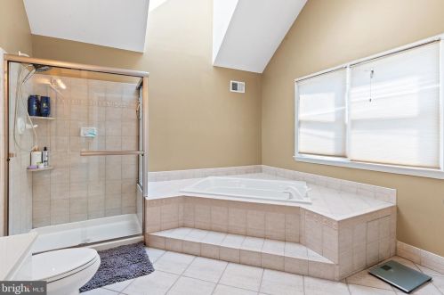 84 Old Mill Dr, Media PA 19063-6315 exterior