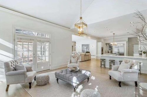 700 Brookwoods Trce, Atlanta GA 30342-2473 exterior