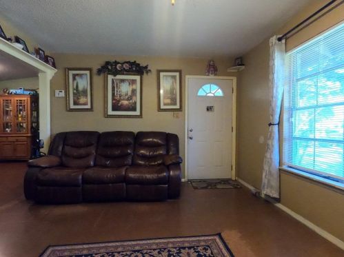 1619 Ashberry Dr, Austin, TX 78723-1105