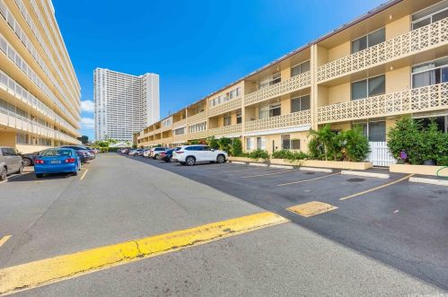 1323 Makiki St, Honolulu HI  96814-1336 exterior