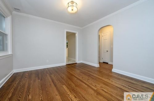 2124 Ludlow St, Rahway NJ 07065-3612 exterior