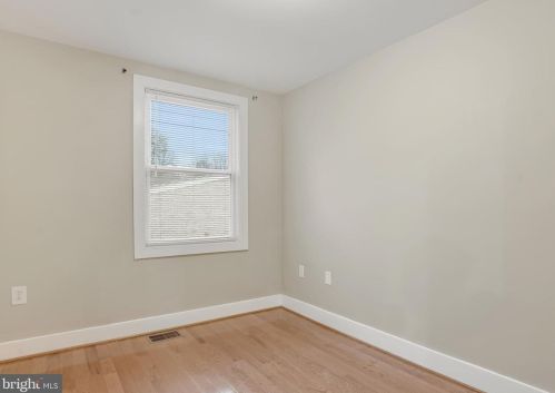 2811 Joseph Makell Ct, Alexandria VA 22306-2840 exterior