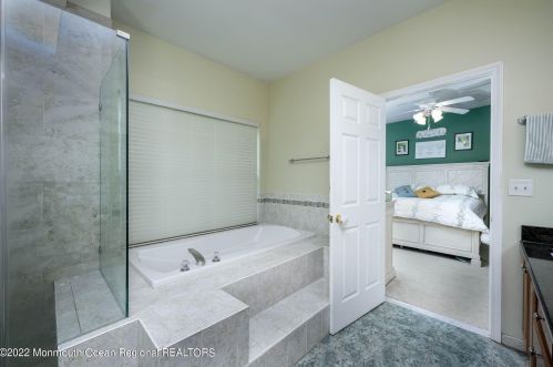 3201 Kapalua Ct, East Freehold NJ 07728-5917 exterior