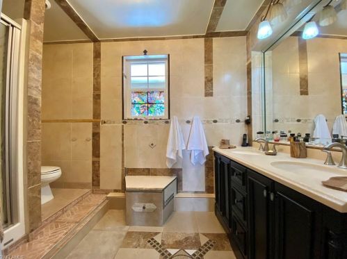 5230 Dixie Dr, Naples FL 34113-7680 exterior