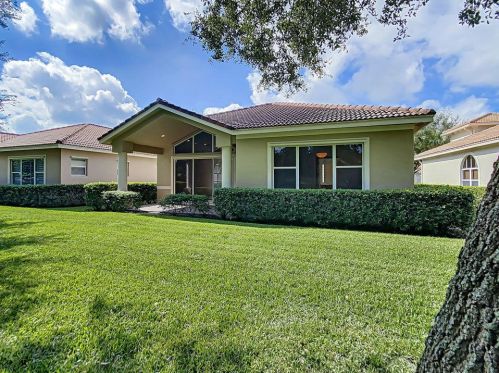 7116 Maidstone Dr, Fort Pierce FL 34986-3346 exterior