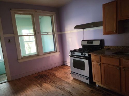 4443 Haddon Ave, Chicago IL 60651-3409 exterior