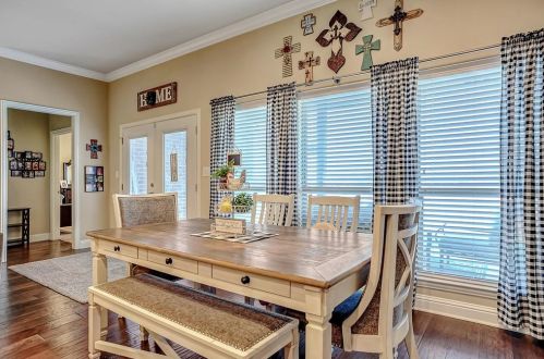 2805 Lillis Ln, Denison TX 75020 exterior