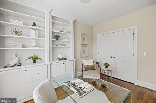 1213 F St, Washington DC  20002-6313 exterior