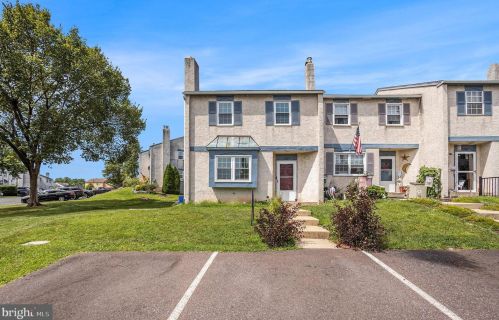 3505 Walnut Ridge Est, Pottstown, PA 19464-3077