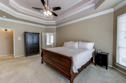 4933 China Gdn Dr, Austin TX 78730-3577 exterior