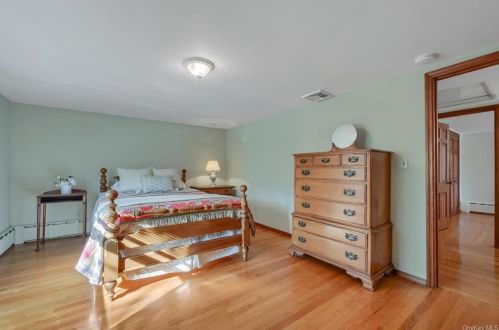 11 Marple Rd, Poughkeepsie NY 12603-1342 exterior