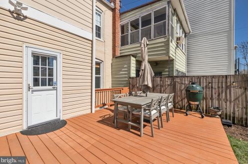 1218 Fairmont St, Washington DC  20009-5322 exterior