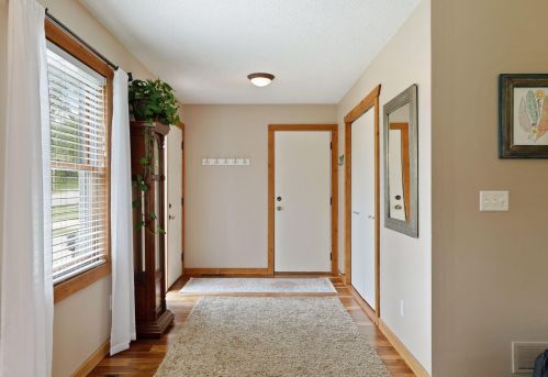 7120 Blaine Ave, South Saint Paul MN 55076-2312 exterior