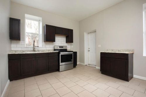 3216 Nebraska Ave, Saint Louis MO 63118-2909 exterior