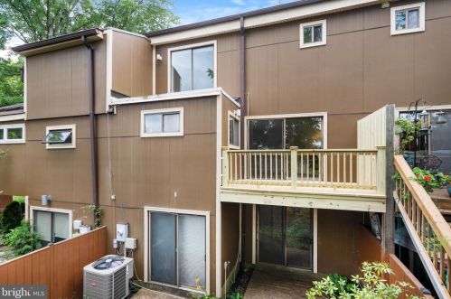 1519 Emerson Ave, Mc Lean VA  22101-5708 exterior