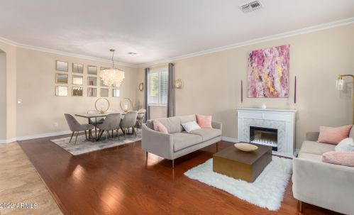 654 Bartlett Way, Chandler AZ  85248-5088 exterior