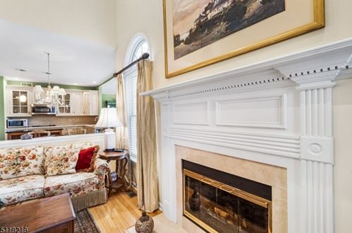 8 Otter Crk Rd, Montgomery NJ 08558-2369 exterior