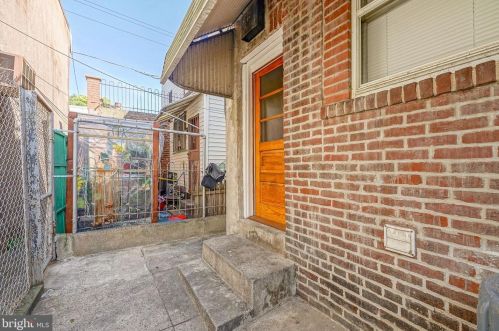 1904 22nd St, Philadelphia PA 19121-2112 exterior