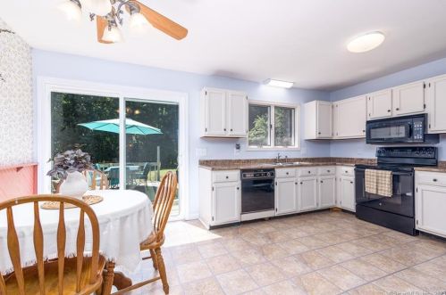 434 Putnam Pike, Killingly CT 06241-1608 exterior