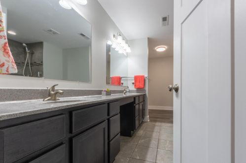 2621 Bluestone Cir, Kalamazoo MI  49009-6761 exterior