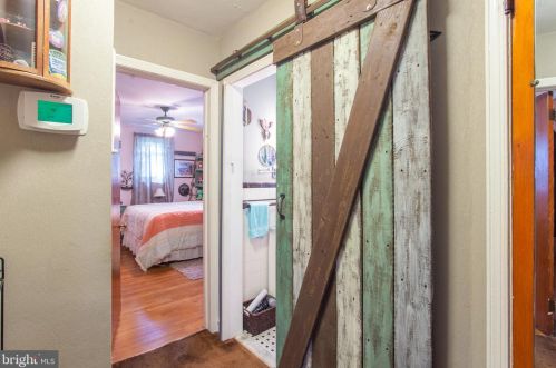 540 Riv Dr, Camden NJ 08110-2918 exterior