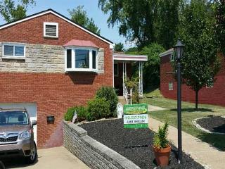 3419 Pleasantvue Dr, Pittsburgh PA  15227-4333 exterior