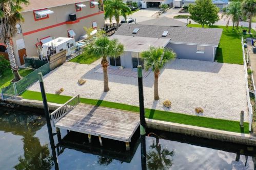 13621 Stacey Dr, Port Richey, FL 34667-1560