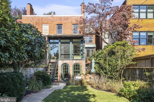 3324 Reservoir Rd, Washington DC  20007-2311 exterior