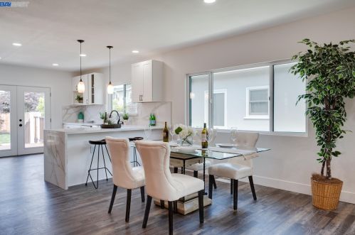 1539 Blake St, Berkeley CA 94703-1830 exterior