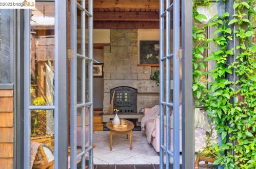 2014 Delaware St, Berkeley CA 94709-2122 exterior