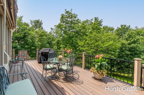 2041 Tall Pne Dr, Grand Rapids MI exterior