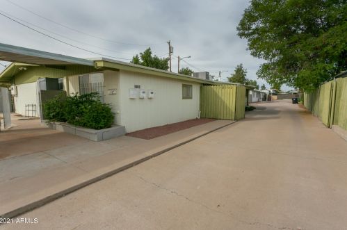 2102 Fairmount Ave, Phoenix AZ 85015-5306 exterior