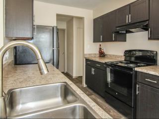 6609 Reafield Dr, Charlotte NC  28226-3579 exterior