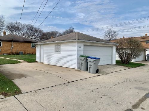 4350 74, Milwaukee WI 53216-1053 exterior