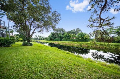 6638 Newport Lk Cir, Boca Raton FL 33496-3001 exterior