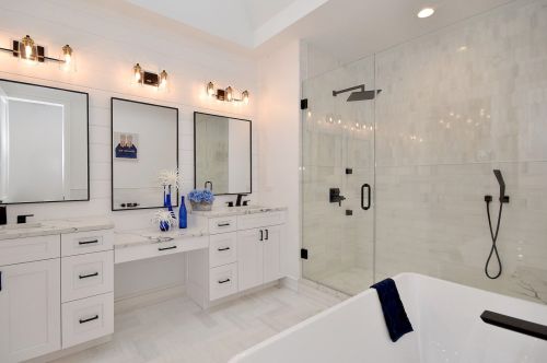 4841 Oakley Ave, Chicago IL 60659-5208 exterior