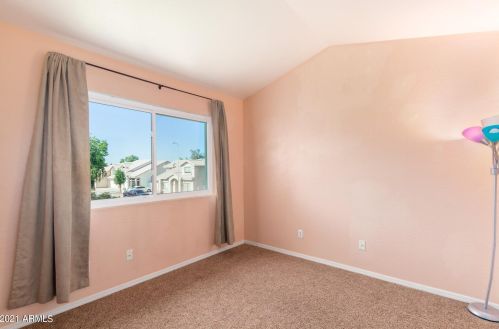 1441 Gail Dr, Chandler AZ 85226-7260 exterior