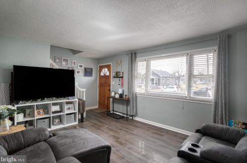 176 Mcadoo Ave, Trenton NJ  08619-1769 exterior