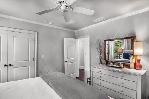 1732 Johnson Rd, Atlanta GA  30306-3147 exterior