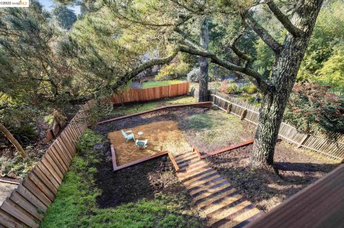 1404 Smt Rd, Berkeley CA 94708-2215 exterior