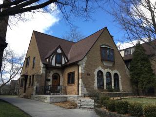 3719 Maryland Ave, Milwaukee, WI 53211-2552
