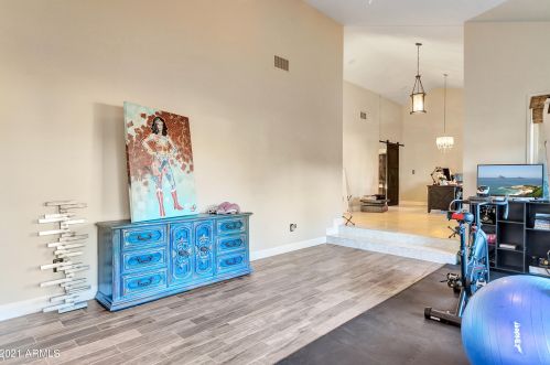 9242 34 Pl, Phoenix AZ 85028-4964 exterior