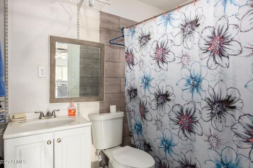 2537 48 Ln, Phoenix AZ 85035-2144 exterior