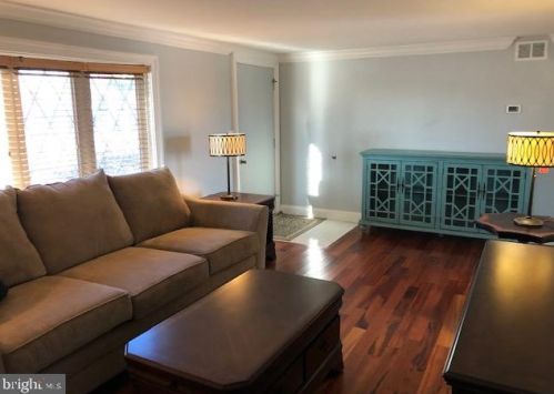 415 Bollinger Rd, Littlestown PA 17340-9121 exterior